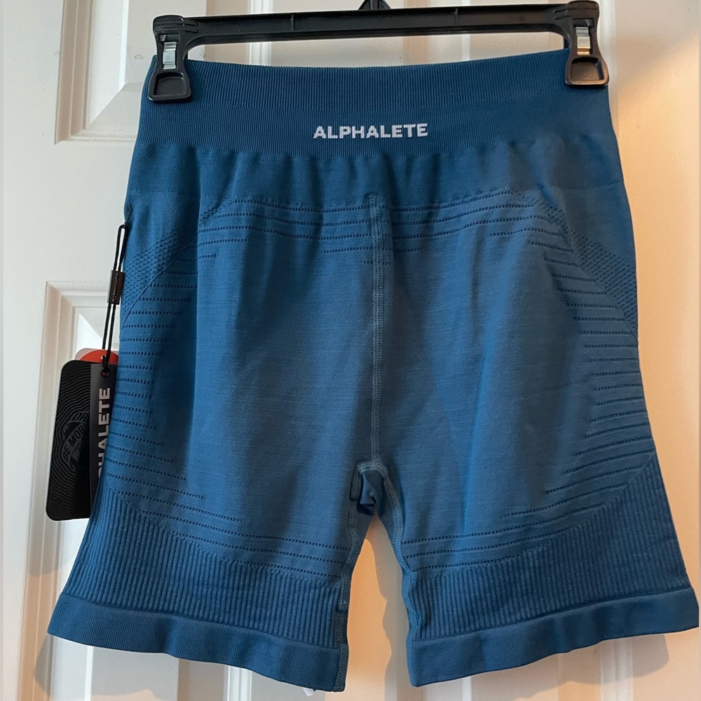 NWT Alphalete ozone shorts
